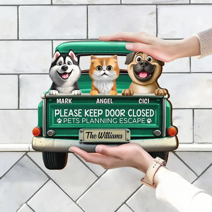 Cat Lovers,Pet Lovers,Pet Couple,Family - Cats Planning Escape Truck 3D Effect - Personalized Custom Shaped Wood Sign